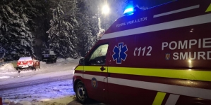 Intervenție nocturnă la Cavnic: Accident nocturn cu două snowmobile, în pădure. Un tânăr a fost transportat imediat la spital (FOTO)