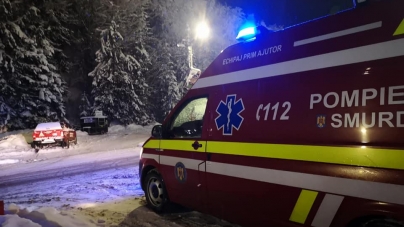 Intervenție nocturnă la Cavnic: Accident nocturn cu două snowmobile, în pădure. Un tânăr a fost transportat imediat la spital (FOTO)