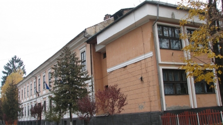 Doliu în învățământul sighetean: A încetat din viață un cunoscut profesor de geografie! A fost director la Școala „Ioan Mihalyi de Apșa”