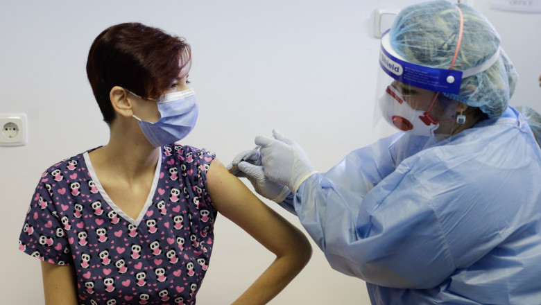 Vaccinarea în Maramureș: Patru noi fluxuri de vaccinare vor fi operaționale în județ. Acestea vor fi destinate exclusiv imunizării cu AstraZeneca
