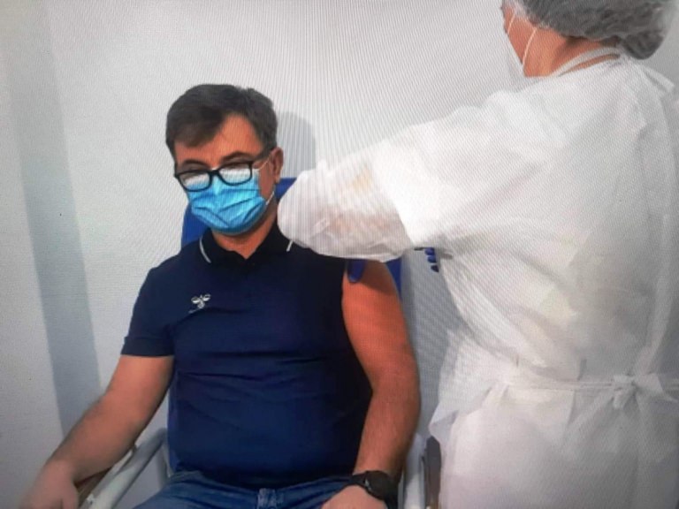 Vaccinarea în Maramureș: 60 angajați ai DSP, înscriși până în prezent pe listele pentru imunizare. 7 centre de vaccinare deschise în județ (FOTO)