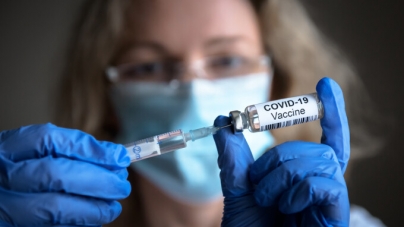 Vaccinarea anti-COVID-19: Informații privind sarcina, alăptarea și fertilitatea feminină