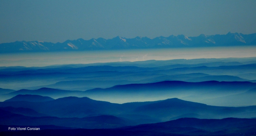 Exclusiv: Să vezi și să nu crezi! Munții Făgăraș, văzuți din Țara Lăpușului prin obiectivul foto. Viorel Coroian, autor: “Sunt extrem de încântat” (FOTO)