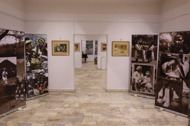 Proiectul Muzeului Județean de Istorie și Arheologie Maramureș – ”Mari fotografi din Transilvania” – a fost vernisat și în Satu Mare