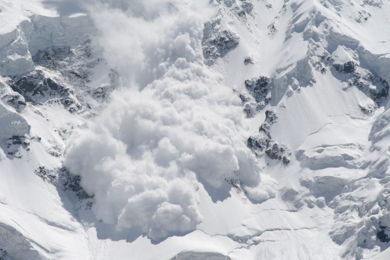 Risc însemnat de avalanșă în Munții Rodnei