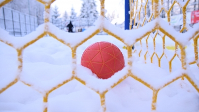 Spectacol inedit pe zăpadă: Vezi cine sunt câștigătorii primei ediții a Baia Mare Snow Handball Challenge (FOTO)