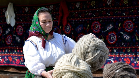 Maria Zapca din Săpânța – Ambasador al Turismului Maramureșean – ar fi împlinit azi 59 de ani