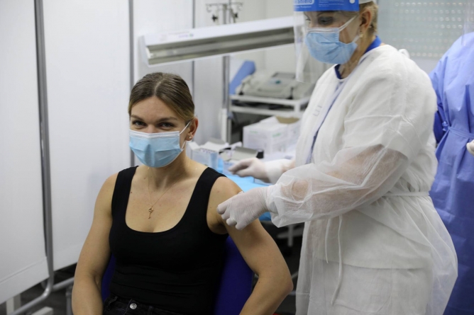 Simona Halep s-a vaccinat anti-COVID-19, astăzi, la Institutul Cantacuzino (FOTO)