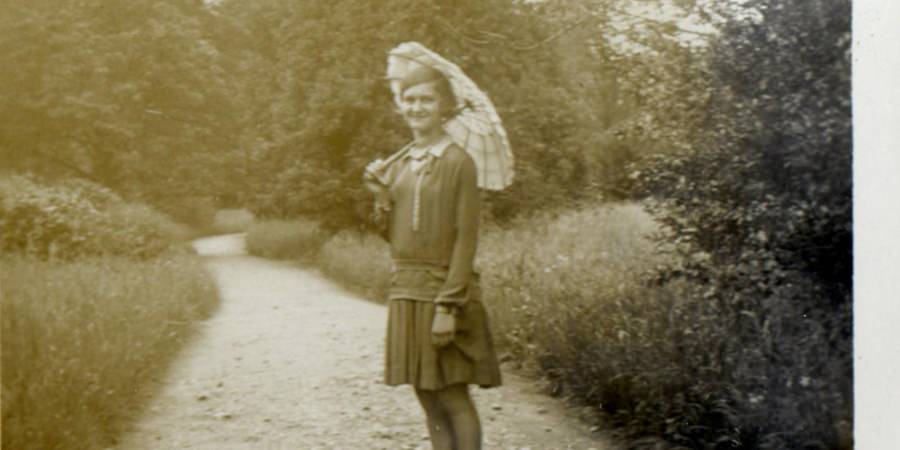 Cu ocazia zilei de 8 Martie: Poze de colecție – realizate de fotograful băimărean Suba Zoltán – prezentate de Muzeul Județean de Istorie și Arheologie