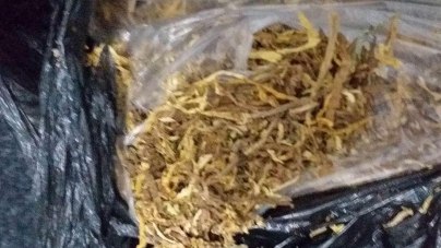 Țigarete şi 19 kilograme de tutun au fost confiscate la frontiera de nord