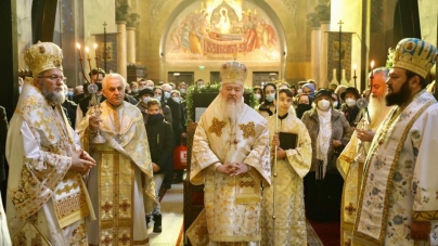 PS Iustin a slujit la hramul Mitropoliei Clujului, Maramureșului și Sălajului (GALERIE FOTO)