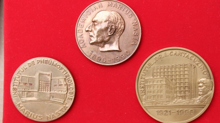 Exponatele săptămânii la Muzeul de Istorie: Colecția Sasi Nagy Béla. Medicina românească ilustrată în medalistică (FOTO)