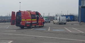 Actualizare 2: Alertă la Metro Baia Mare: 90 persoane au fost evacuate de forțele de intervenție. A fost simțit miros de gaz (VIDEO ȘI FOTO)