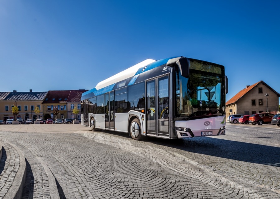 Un pas înainte pentru Sighetu Marmației: A fost semnat contractul de furnizare a celor șapte autobuze electrice