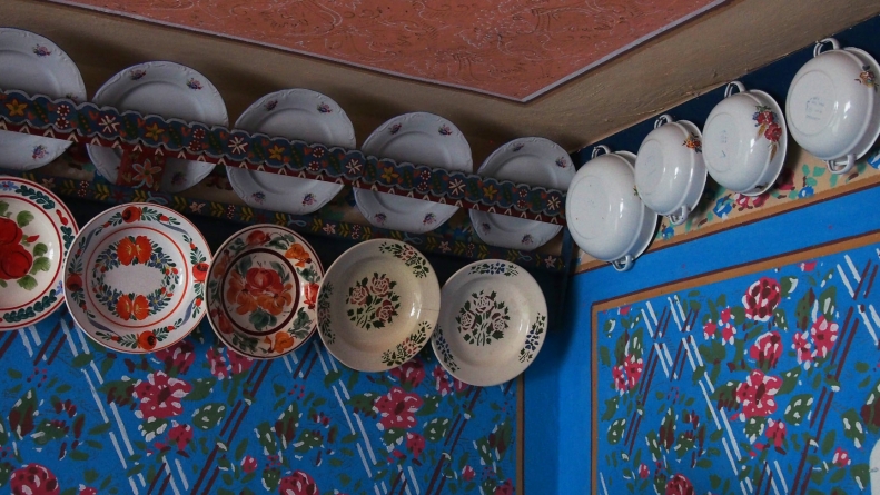 Aducere aminte: „Femeile îşi spălau tăte vasăle cu leşie, cine posté, făcé aşé şi le fierbé acolo şi până la Paşti nu să mai mânca de dulce”