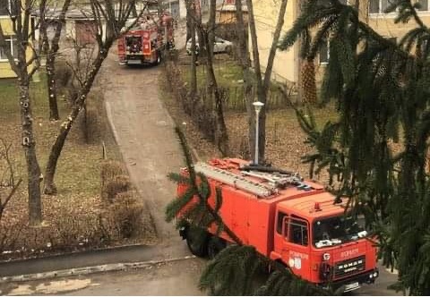112: Intervenție a pompierilor pe strada Alexandru Odobescu din Baia Mare (FOTO)