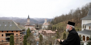 Va fi hramul Paraclisului „Sfântul Ierarh Nicolae” la Mănăstirea Rohia