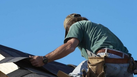 Polițiștii avertizează: Infractorii care operează prin metoda acoperişul și-au reînceput activitatea