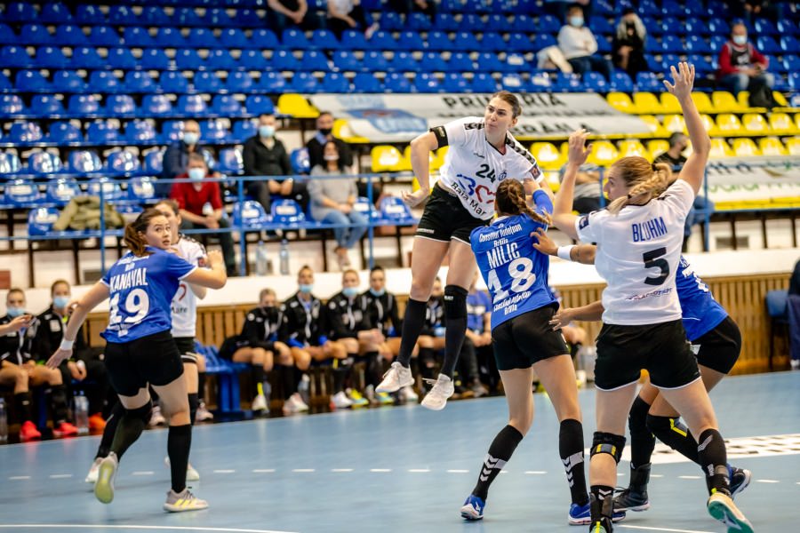 Handbal feminin, Liga Florilor. CS Minaur Baia Mare învinge fără probleme Activ Prahova Ploiești și se menține pe locul al doilea