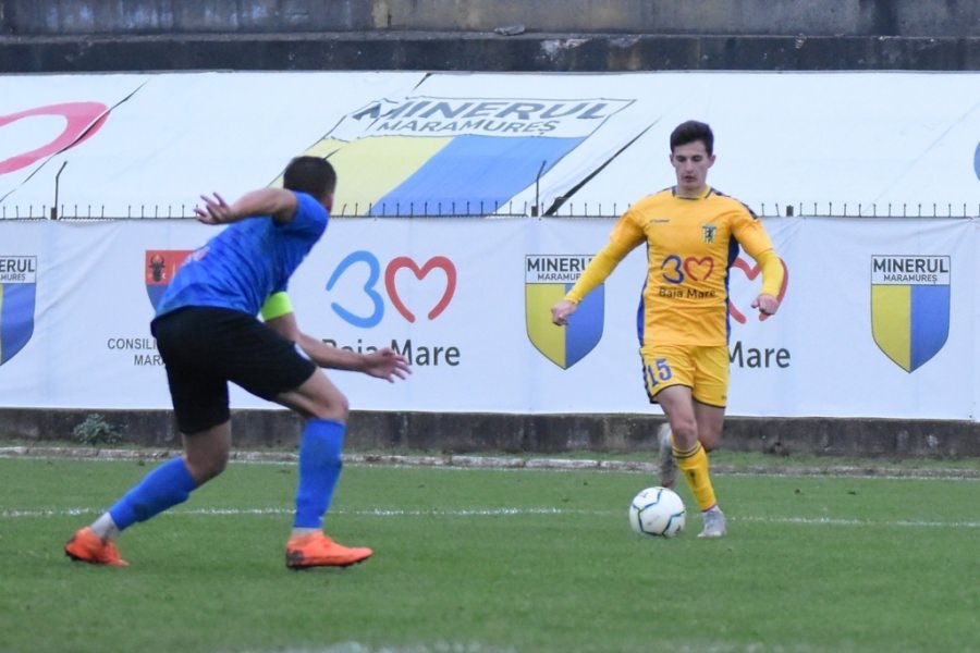 Fotbal, Liga 3. CS Minaur Baia Mare a învins cu emoții Unirea Dej. Progresul Șomcuta Mare a pierdut pe final cu Sportul Șimleul Silvaniei