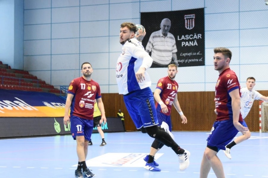 Handbal masculin, Liga Zimbrilor. CS Minaur Baia Mare nu a strălucit cu CS Magnum Botoșani, dar a luat toate cele trei puncte