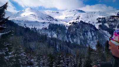 Maramureș: Strat de zăpadă în scădere în zona montană înaltă. Vremea se va răcori și revin furtunile