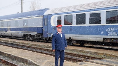 Moment emoționant: Prima pensionare a unui impiegat de mișcare din gara Vișeu de Jos după aproape jumătate de secol