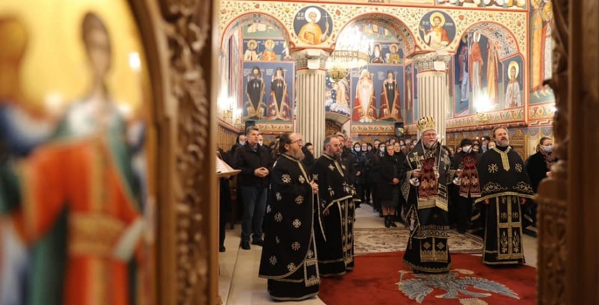 Denia Canonului cel Mare și Liturghia Darurilor înainte sfințite la Mănăstirea Rohia (FOTO)