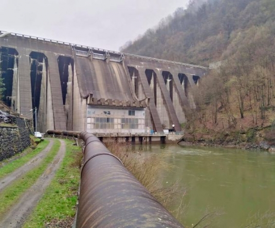 Important: Lucrări de reparații la Barajul Strâmtori-Firiza. Află detalii interesante despre amenajarea hidrotehnică de lângă municipiul Baia Mare (FOTO)