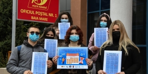 În semn de protest: Asociațiile de elevii au trimis președintelui Iohannis calendare; Se cere mai multă școală pentru elevii României