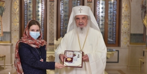 Maramureșul prezent: Patriarhul Daniel le-a oferit preşedinţilor filialelor ASCOR din țară diploma omagială cu medalie a anului 2020 (FOTO)