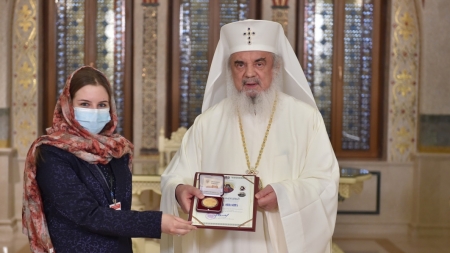Maramureșul prezent: Patriarhul Daniel le-a oferit preşedinţilor filialelor ASCOR din țară diploma omagială cu medalie a anului 2020 (FOTO)