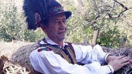 În Bruxelles: Expoziție de ouă împiestrite din Țara Lăpușului, realizate de rapsodul maramureșean Onișor Pop (FOTO)