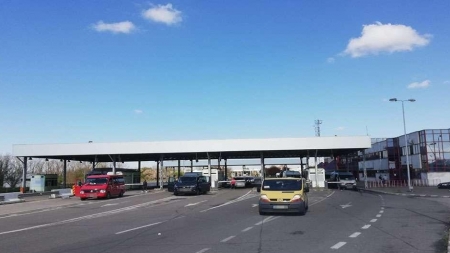 Zece români au încercat să fugă de controlul de frontieră pentru a evita carantinarea