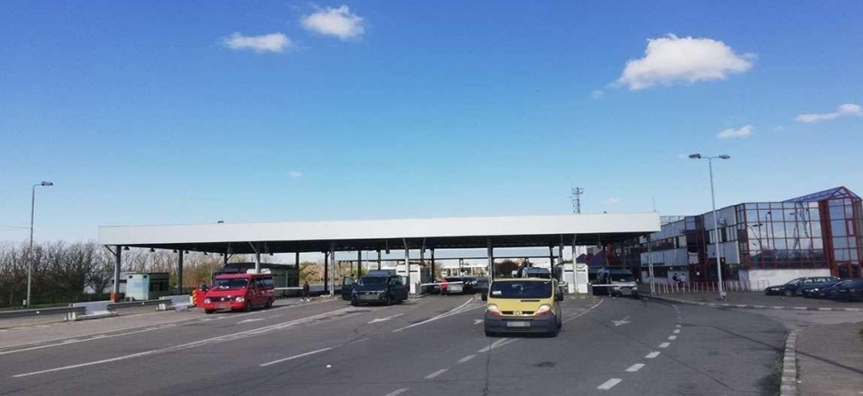 Zece români au încercat să fugă de controlul de frontieră pentru a evita carantinarea