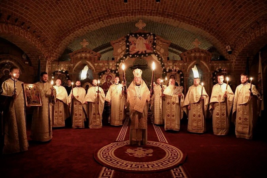 În Lumina Învierii: Rânduiala sfintelor slujbe în Episcopia Maramureșului și Sătmarului