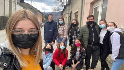 Anunț pentru toți tinerii în județul Maramureș: Clubul Interact Vișeu de Sus dorește să își mărească echipa! Vezi cum te poți înscrie și tu