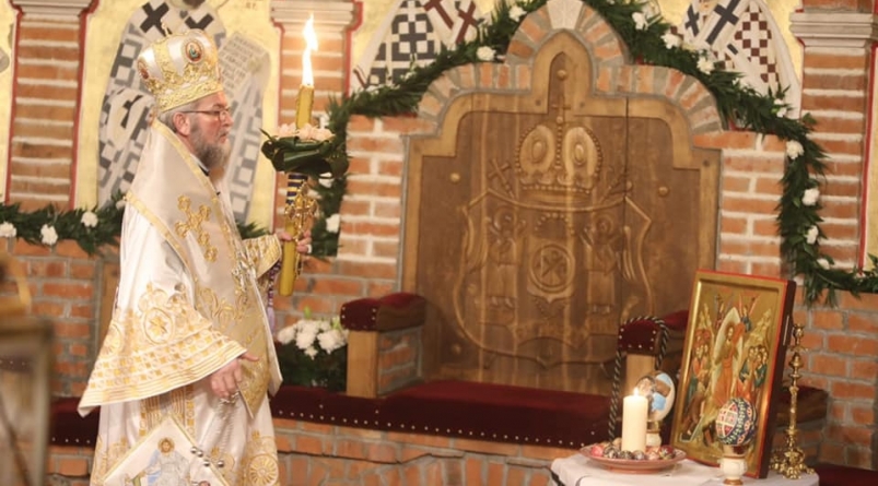 Învierea Domnului prăznuită la Catedrala Episcopală „Sfânta Treime” din Baia Mare (FOTO)