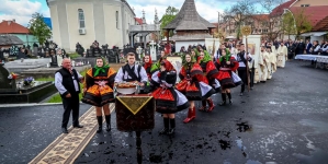 Sfânta Liturghie arhierească în Parohia Ortodoxă Certeze; PS Timotei a sfințit capela de cimitir și noile clopote (FOTO)
