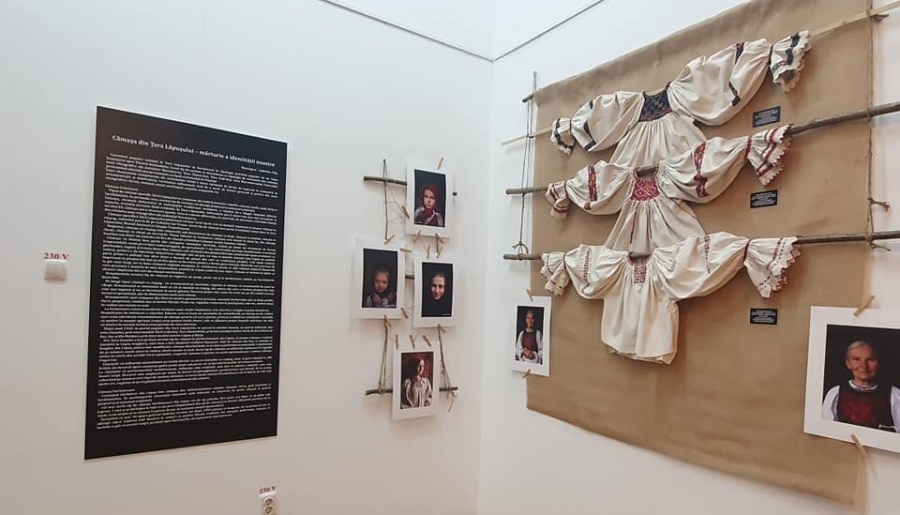 Expoziția itinerantă „Chipuri și cămeși” a ajuns și la Iași (FOTO)