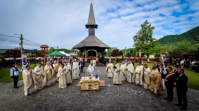 A fost târnosită biserica „Sfinții Împărați Constantin și Elena” din Baia Sprie (FOTO)