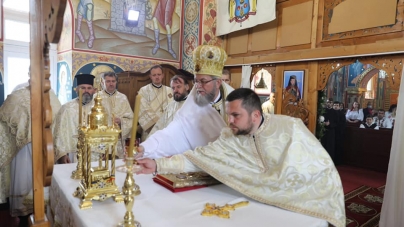Târnosirea bisericii Parohiei Ortodoxe Mesteacăn; Aceasta a primit și al doilea hram – „Înălțarea Domnului” (FOTO)