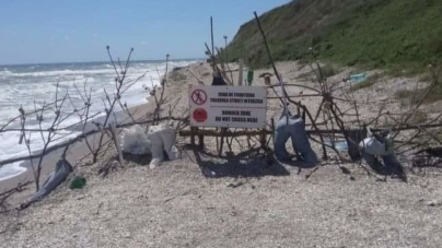 Râsu’-plânsu’: Cum arată graniţa dintre România şi Bulgaria pe plaja de la Vama Veche, frontiera încălcată de turistul englez (FOTO)