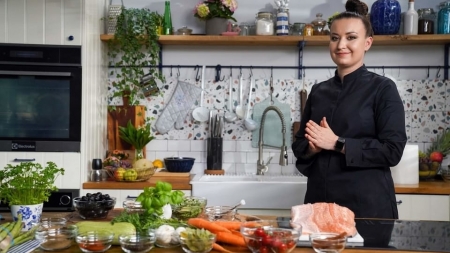 Merite recunoscute: Chef Roxana Blenche, originară din Baia Mare, va prezenta un nou TV cooking show. Va avea câte o vedetă invitată pe săptămână (FOTO)