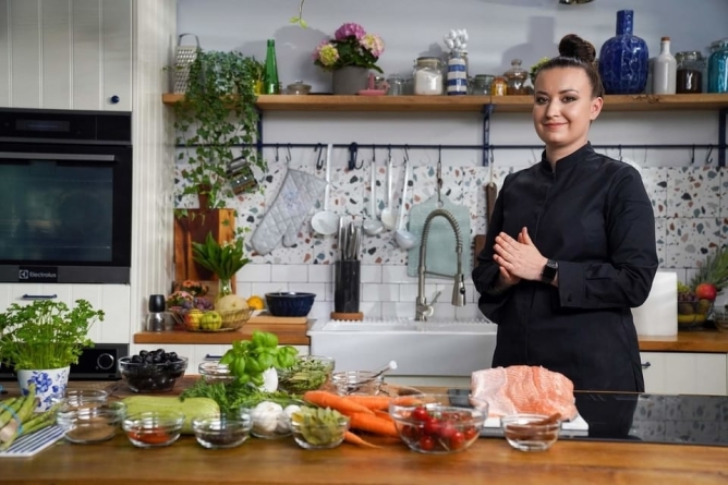 Merite recunoscute: Chef Roxana Blenche, originară din Baia Mare, va prezenta un nou TV cooking show. Va avea câte o vedetă invitată pe săptămână (FOTO)