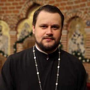 Arhid. Prof. Drd. Adrian Dobreanu: Urare de Anul Nou – să participăm la cât mai multe Sfinte Liturghii!