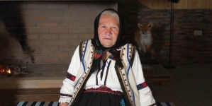 Ana Buda din Ungureni, țăranca autentică cu un glas greu de egalat
