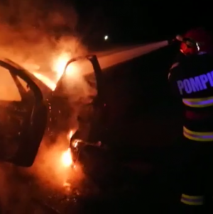 Anchetă: Care a fost cauza incendiului auto din Pasul Prislop, din noaptea de miercuri spre joi