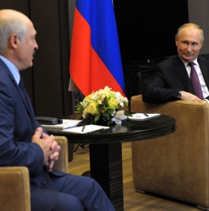 Avion deturnat. Lukașenko s-a plâns de reacția Occidentului la întâlnirea cu Vladimir Putin de la Soci. Cum l-a consolat liderul rus