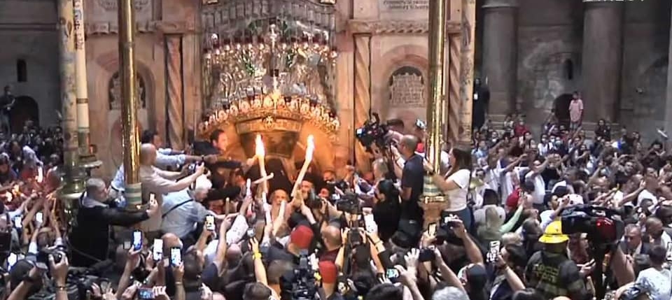 Ierusalim: A venit Sfânta Lumină